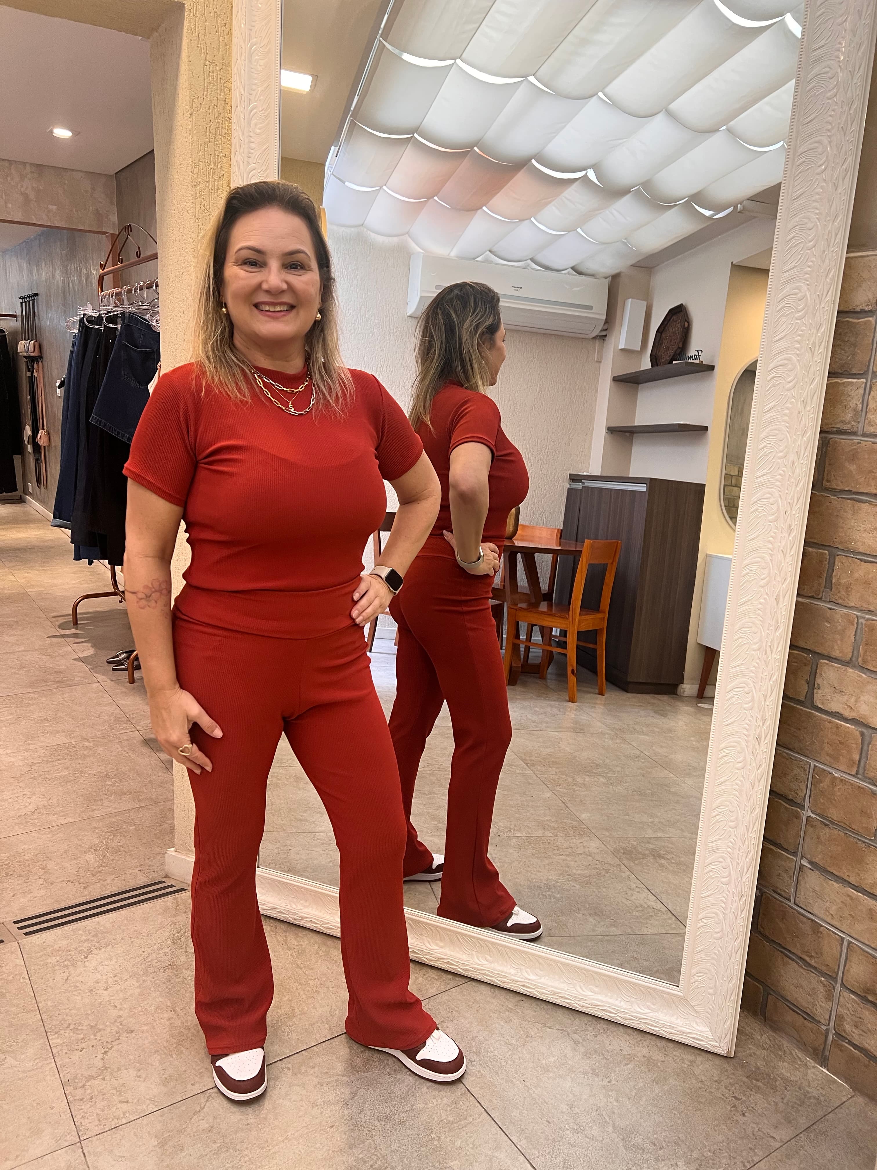 Conjunto essencial detalhe